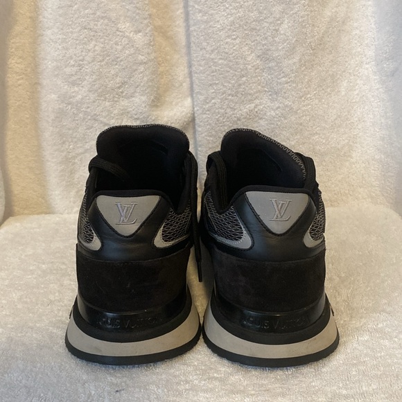Louis Vuitton Run Away Sneakers NWT - Picture 6 of 8